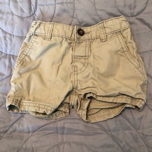 Carter’s Khaki Shorts - 12mo